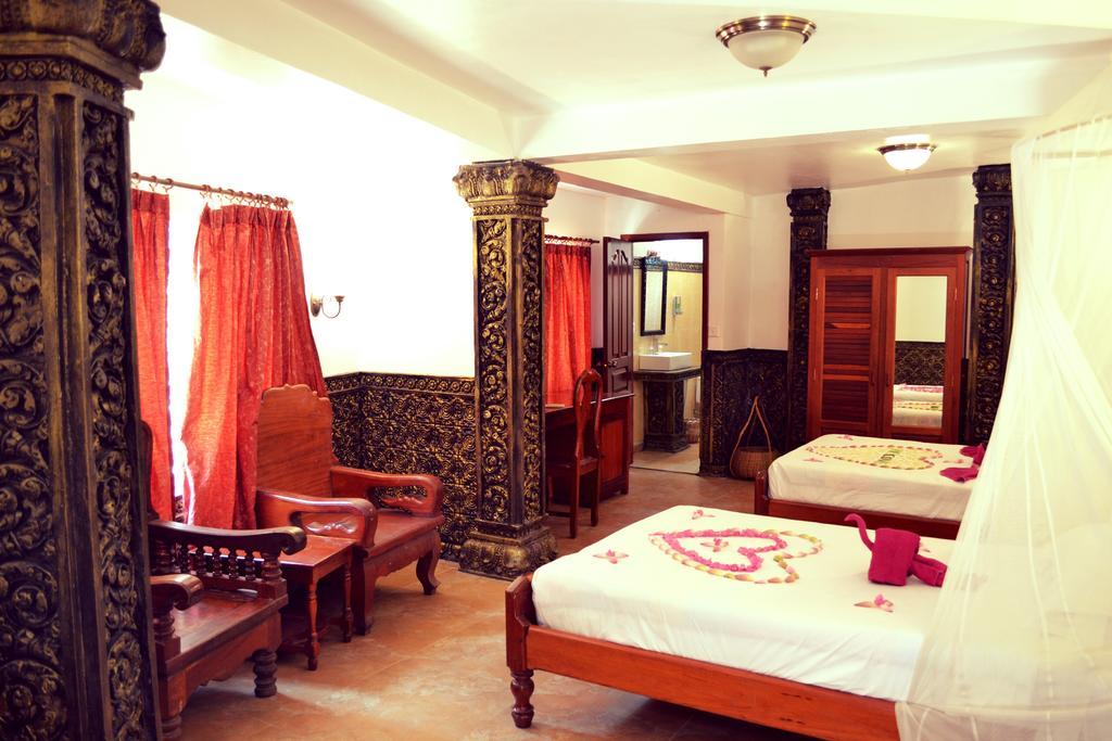Bopha Siem Reap Boutique Hotel Exterior photo