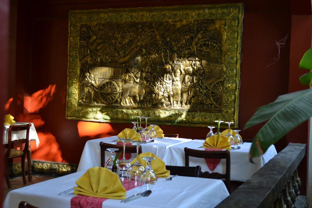 Bopha Siem Reap Boutique Hotel Exterior photo