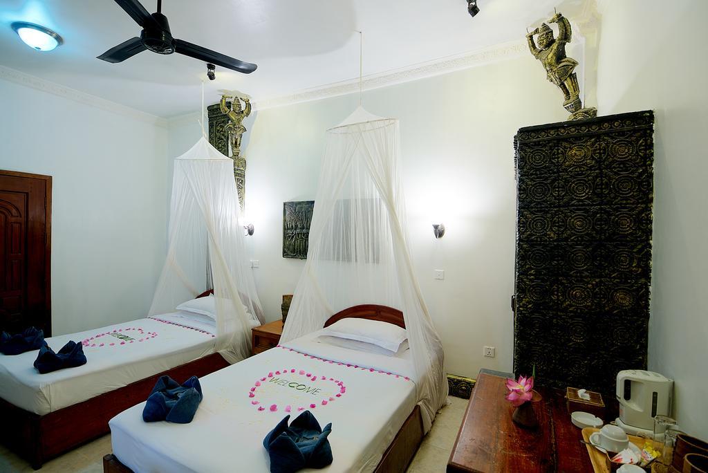 Bopha Siem Reap Boutique Hotel Exterior photo