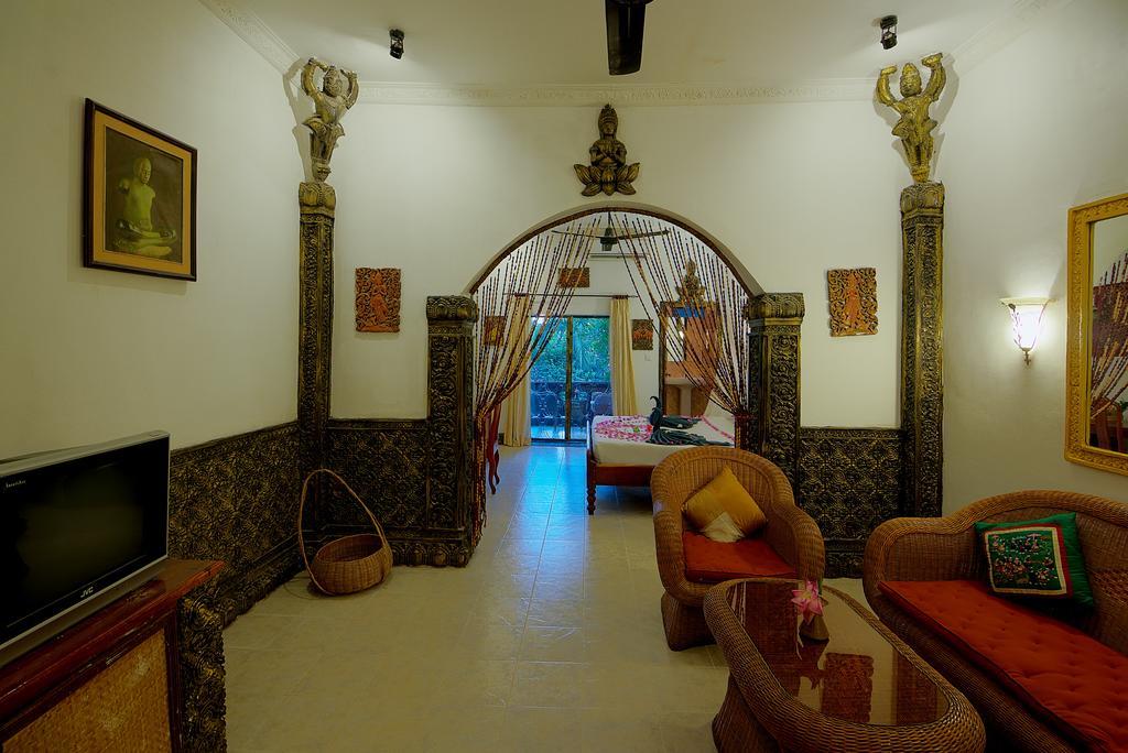 Bopha Siem Reap Boutique Hotel Exterior photo