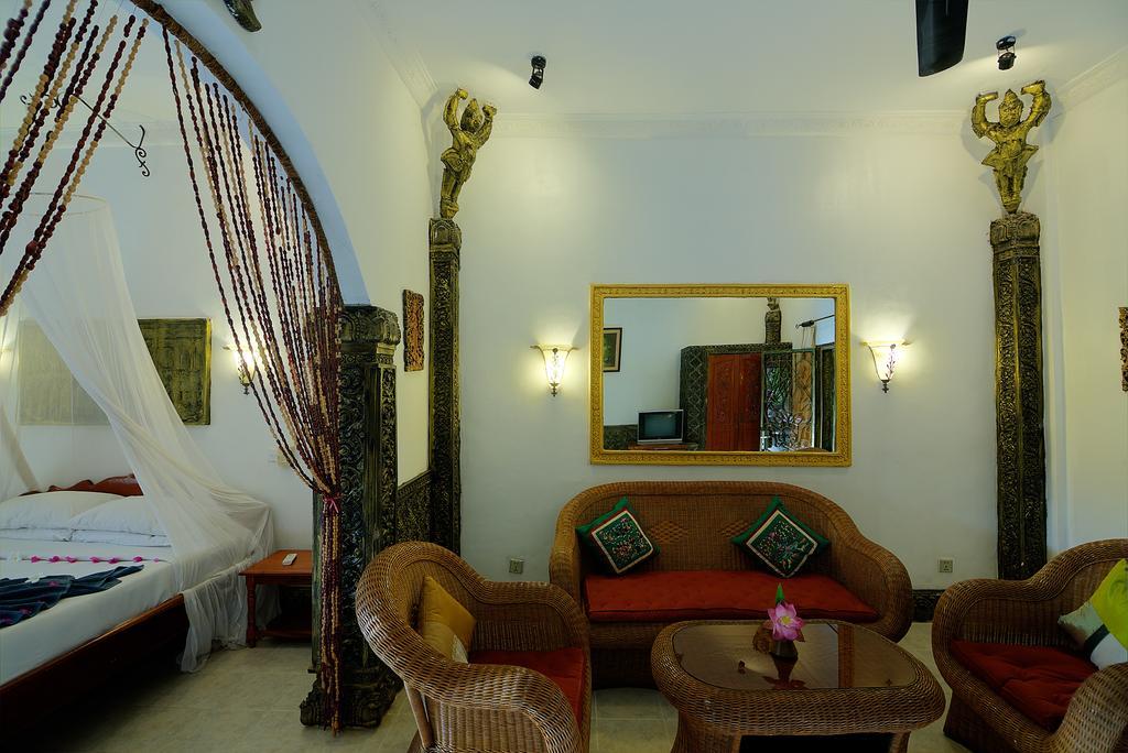 Bopha Siem Reap Boutique Hotel Exterior photo