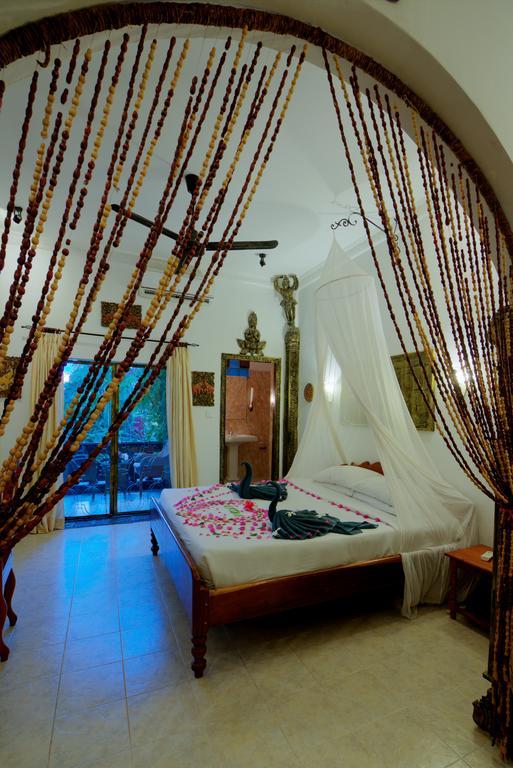 Bopha Siem Reap Boutique Hotel Exterior photo