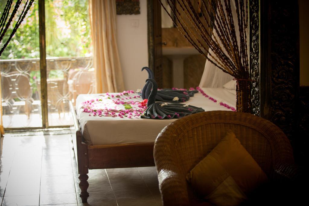 Bopha Siem Reap Boutique Hotel Exterior photo