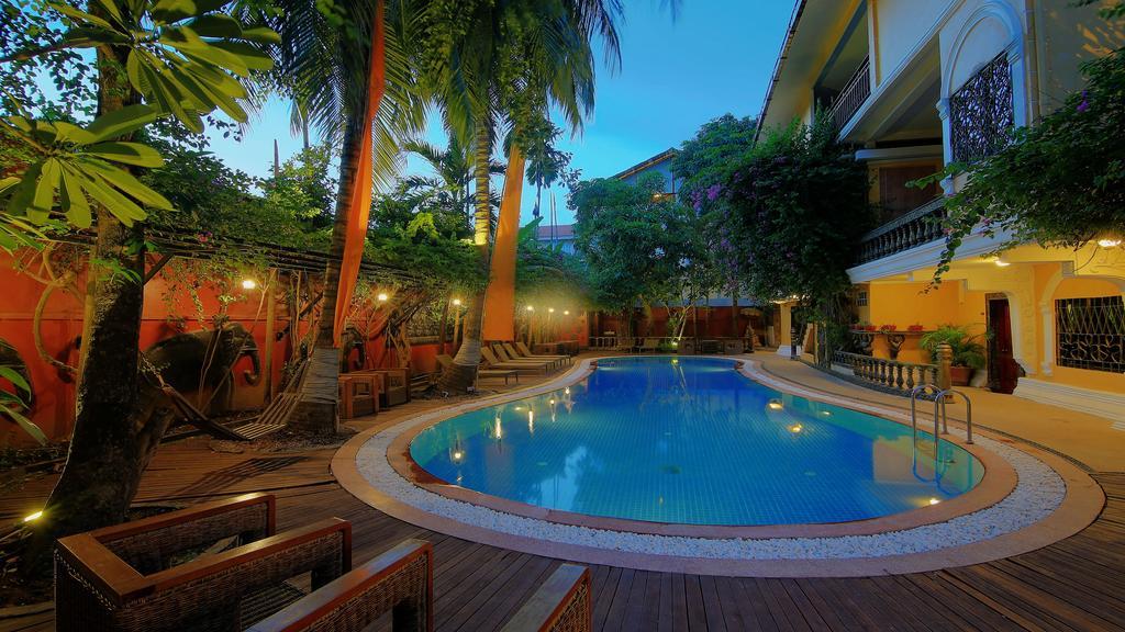Bopha Siem Reap Boutique Hotel Exterior photo